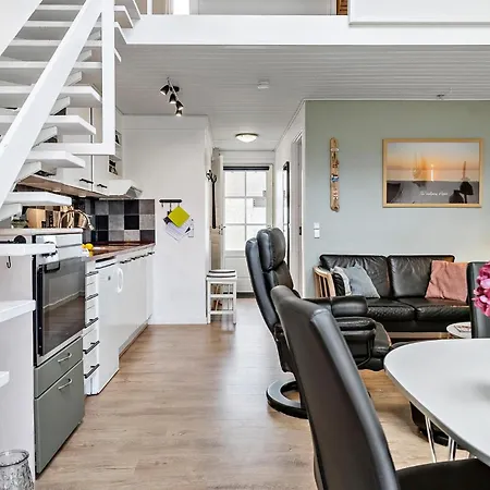 Semesterbostad Amazing In With Sauna